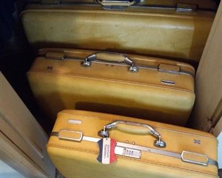 Vintage American Tourister Suitcases