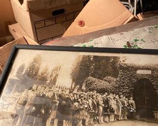 If you lean in closely to this picture you can hear the people saying "Carpe Diem". 