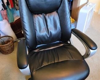 5 office chairs 