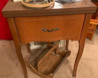 Sewing table with machine