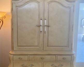 Henredon armoire