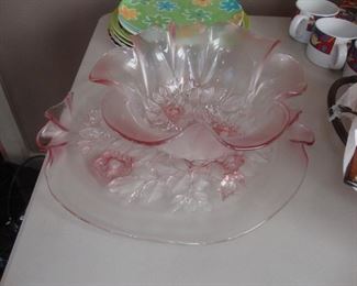 Pink glass bowl and platter