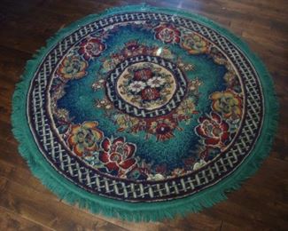 Round rug 63" diameter