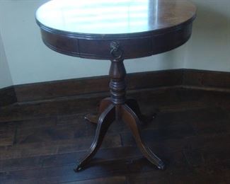 Duncan Phyfe round table with drawer