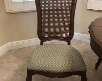 One of 4 chairs