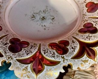 Ruby glass cut decorated taza