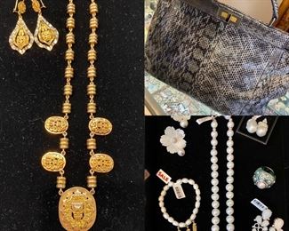 Gold Prom Peru, Designer Handbags, Natural Pearl Jewelry