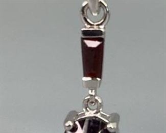 .925 Sterling Silver and Black Onyx Pendant 1.2gtw