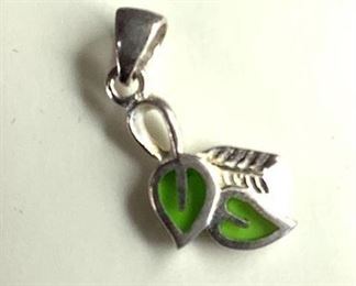 Silver and Green Leaves Pendant, 0.8gtw