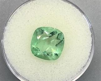 Cube Green Fluorite, 10x10mm, 4.10ctw
