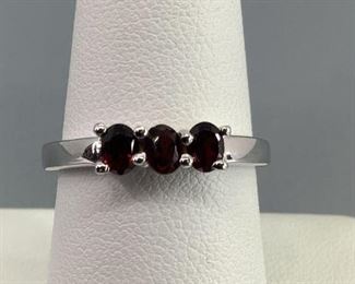 Sterling Silver and Garnet Ring, Size 8, 2.0gtw