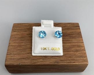 10k White Gold Blue Topaz Earrings, 6x6mm, 2.2ct