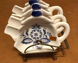 1960's Blue and White Onion pattern tea bag holders with rack