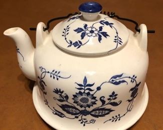 1960's Blue and White Onion pattern blue wire spring handle ceramic tea pot