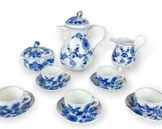 (13pc) Meissen Blue Onion Tea Set