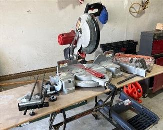 $150
Craftsman Professional 12” Dual Compound Miter saw AND Black& Decker workmate table   