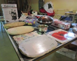 picture frames, wok, coffee pot