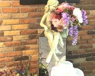 Living room statues and decor'