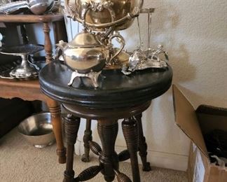 Stool pulled by the family