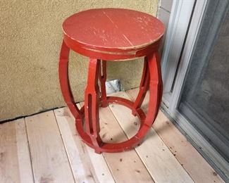 20" high x 14" diameter