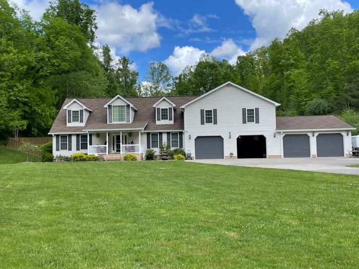 Estate Sale in Huntington, WV starts on 5/18/2022