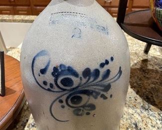 antique  crock late 1800's  (we think ) says new york stoneware  2 