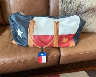 BEST TEXAS DUFFLE   LEATHER TRIM  -makes a statement  for sure !!