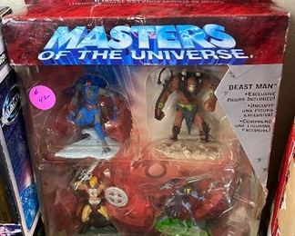 2000 Masters of the Universe Figures in Package