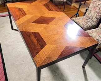 PARQUETRY DINING TABLE | "Directional" parquetry extension dining table by Johnson Furniture Co., with impressive contrasting woods; h. 28-1/4 x 42 x 72 in.