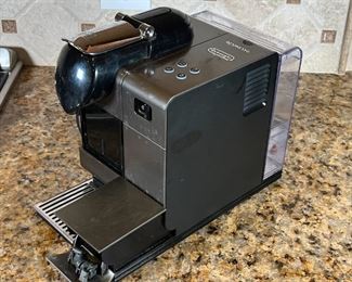 NESPRESSO DELONGHI | Type EN520T
