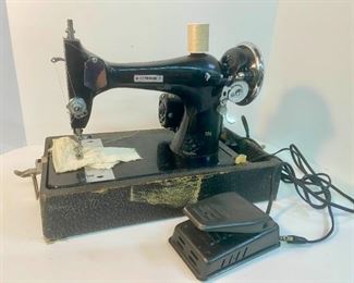 313 Vtg Electro Grand Sewing Machine