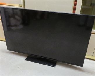 Samsung smart TV - UN60J6200AF - 60" with remote