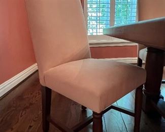 SET OF 8 CHAIRS