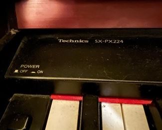 TECHNICS SX-PX224