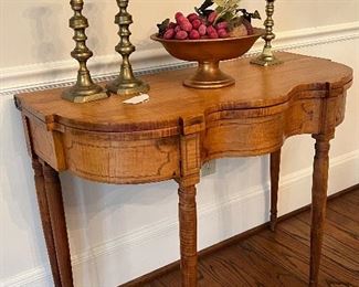Lovely antique American curly maple fliptop game table
