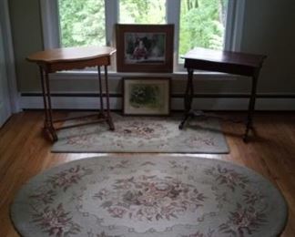 2 Rugs, 2 Tables, 2 Framed Pictures