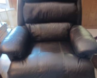 Leather recliner Lazyboy