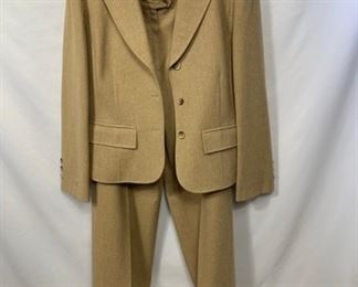 Pendleton Wool Suit, completely lined. Pants Waist 28.5 inches, waist to hem 43.5 inches, inseam 32.5 inches. $60 shipping included.