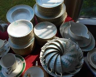 Royal Bayreuth china set