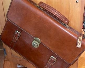 Vintage Tumi leather laptop briefcase   