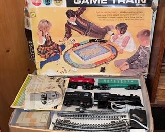 1960s Gilbert American Flyer train set with accessories and orig box