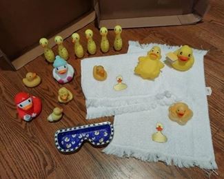 Rubber ducky bathroom decor