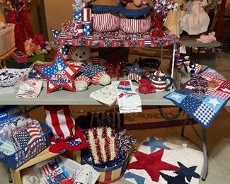 4th of July is right around the corner!  Lots of decor