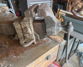 Antique vise. Monarch 215-216
4.25” jaw. $150.