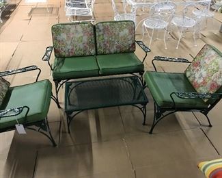 Mid Century Woodard Fern Pattern, with original cushions. Sold as a set, restored , painted 3 coats