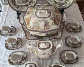 19-piece set of vintage English china.