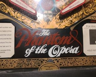 The Phantom Of The Opera Pinball Machine (1990) Manufactured By Data East. In BEAUTIFUL, working condition!