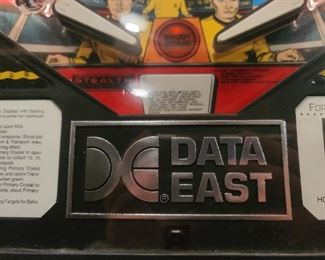 Star Trek Pinball Machine (1991) Manufactured By Data East. In BEAUTIFUL, working condition!