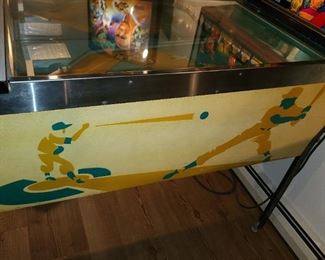 Home Run Pinball Machine (1972) Manufactured By Chicago Coin. In BEAUTIFUL, working condition!