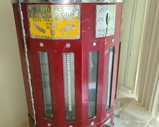 Antique Adams Chewing Gum Vending Machine (Used In The NYC Subway System) - With Key!